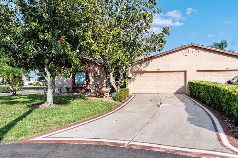Picture of 1823 Atrium Drive, Sun City Center FL 33573