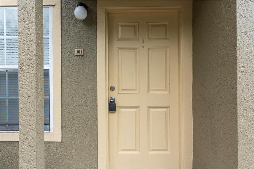 Picture of 5908 Brickleberry Lane Unit 106, Zephyrhills FL 33541