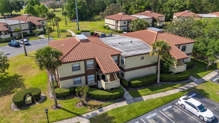 Picture of 3235 Candle Ridge Drive Unit 102, Orlando FL 32822