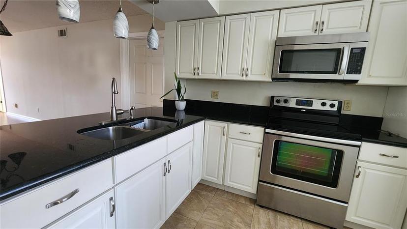 Picture of 3235 Candle Ridge Drive Unit 102, Orlando FL 32822