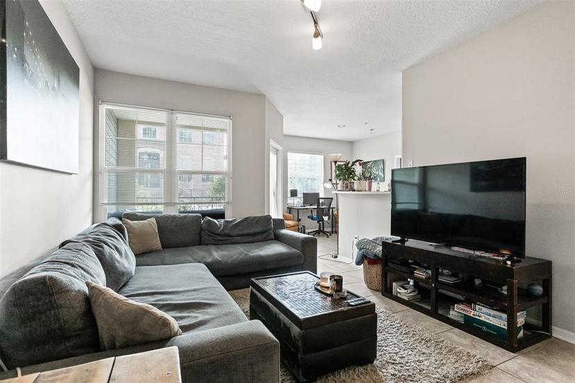 Picture of 1910 E Palm Avenue Unit 10109, Tampa FL 33605
