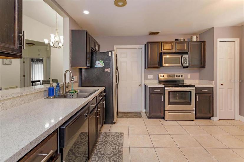 Picture of 1023 Royal Oaks Drive, Apopka FL 32703