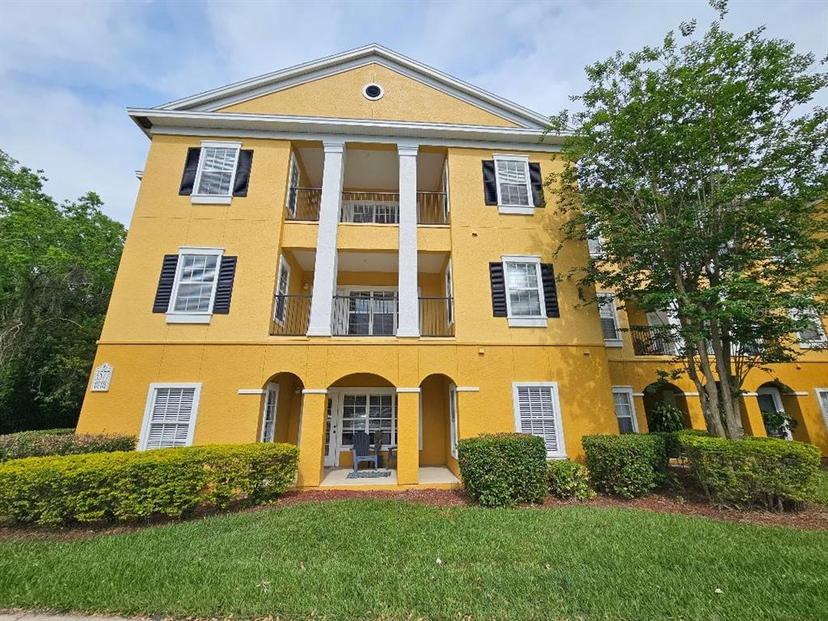 Picture of 3577 Conroy Road Unit 331, Orlando FL 32839