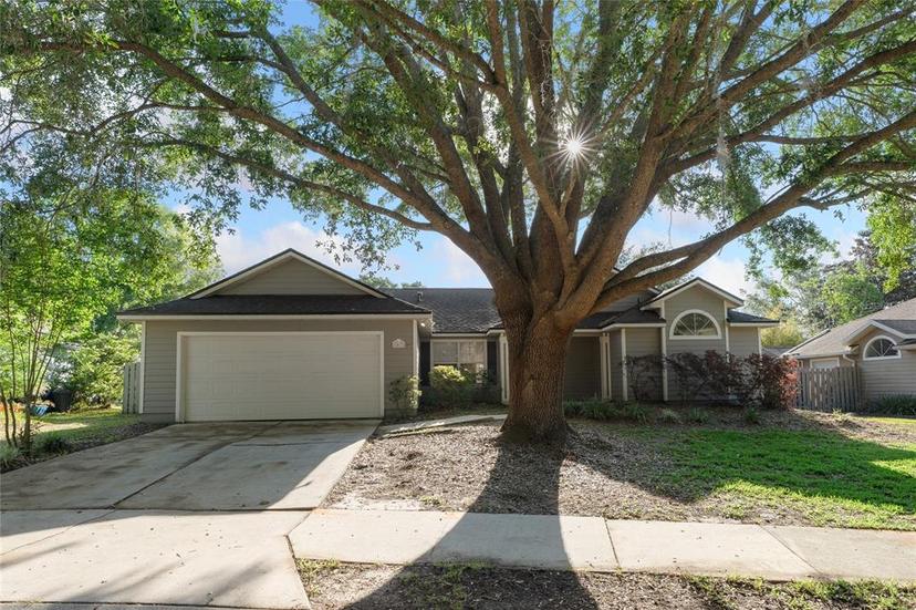 Picture of 1017 NW 87 Way, Gainesville FL 32606