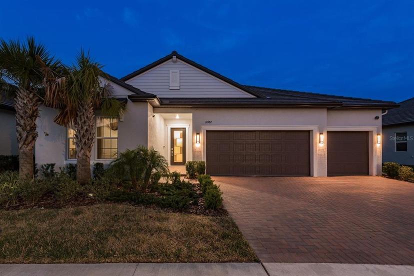 Picture of 10982 Banyan Breeze Boulevard, Land O Lakes FL 34638
