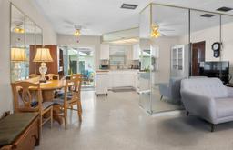 Picture of 12400 Park Boulevard Unit 522, Seminole, FL 33772