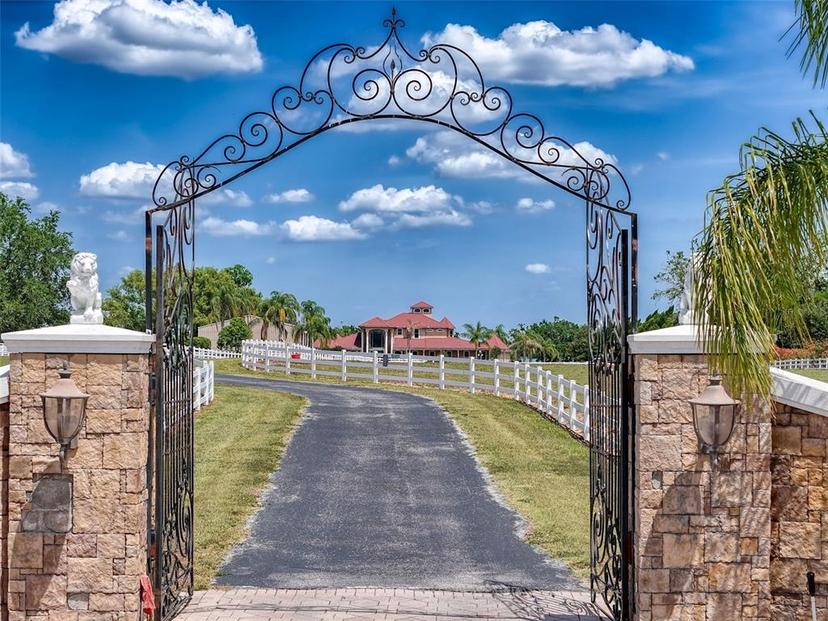 Picture of 11715 Taylor Road, Thonotosassa FL 33592