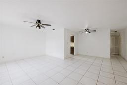 Picture of 3213 W Ivy Street, Tampa, FL 33607