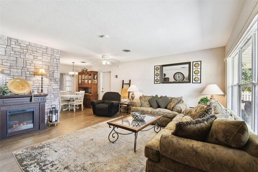 Picture of 4610 W Mcelroy Avenue, Tampa FL 33611