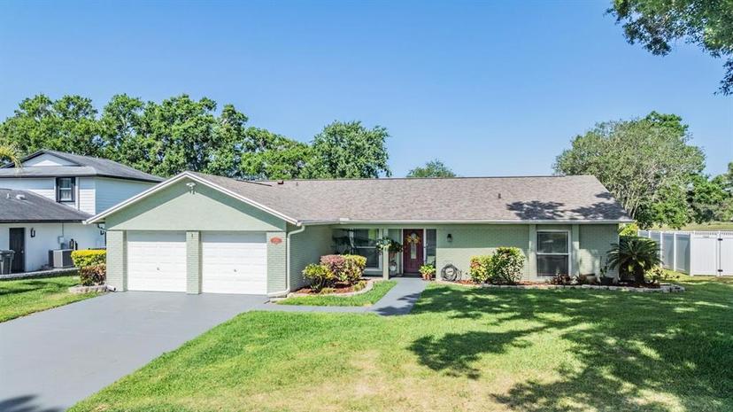 Picture of 16214 W Course Drive, Tampa FL 33624