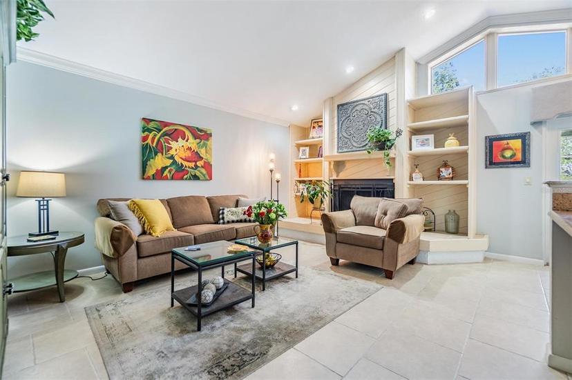Picture of 16214 W Course Drive, Tampa FL 33624