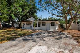 Picture of 4918 Lahaina Drive, Sarasota, FL 34232