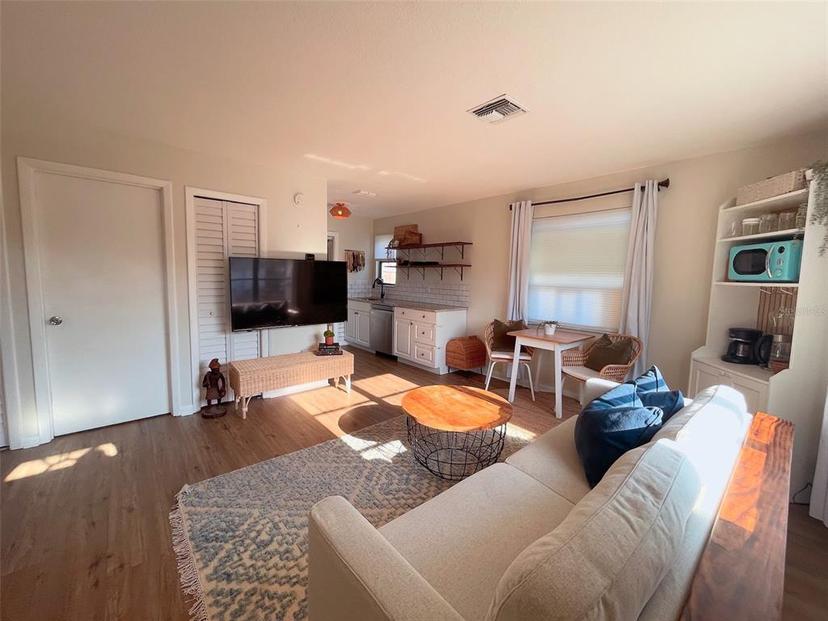 Picture of 212 41St Street S, St Petersburg FL 33711