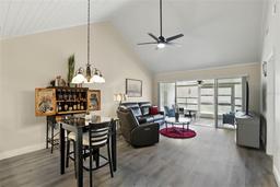 Picture of 1136 Villa Lane Unit 96, Apopka, FL 32712
