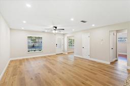 Picture of 5162 Tellson Place, Orlando, FL 32812