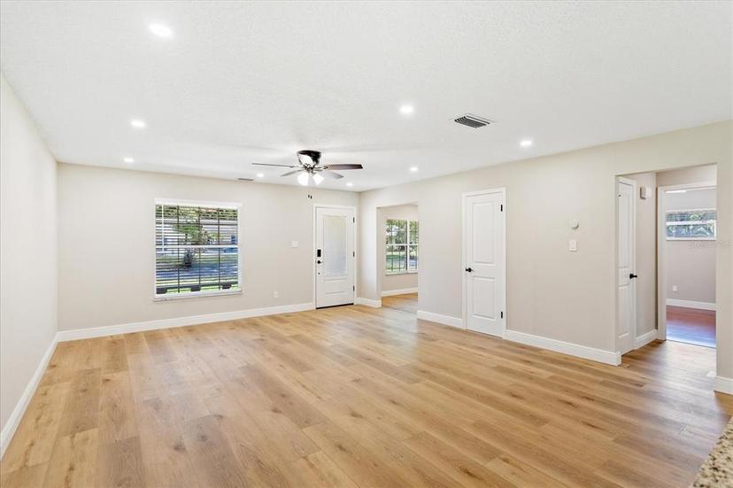Picture of 5162 Tellson Place, Orlando FL 32812