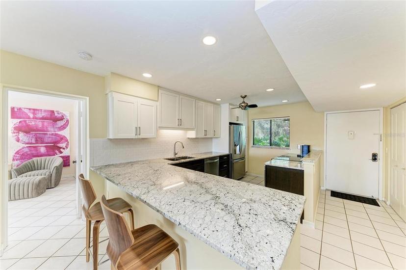 Picture of 1617 Bayhouse Court Unit 121, Sarasota FL 34231