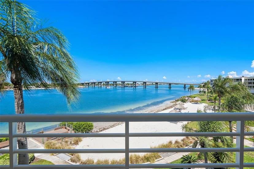Picture of 6081 Bahia Del Mar Circle Unit 452, St Petersburg FL 33715