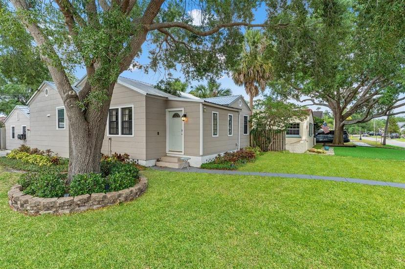 Picture of 921 W Coral Street, Tampa FL 33602