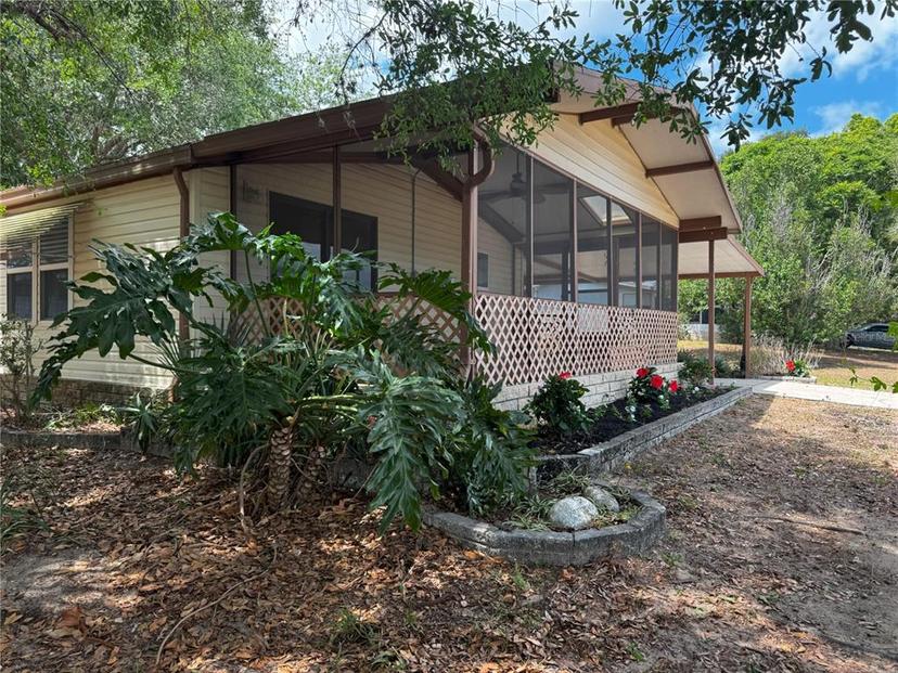 Picture of 11407 Bobwhite Boulevard, Leesburg FL 34788