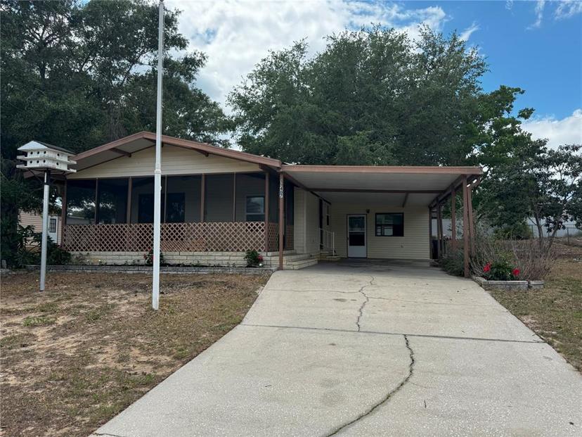 Picture of 11407 Bobwhite Boulevard, Leesburg FL 34788