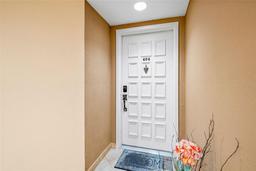 Picture of 6287 Bahia Del Mar Circle Unit 404, St Petersburg, FL 33715