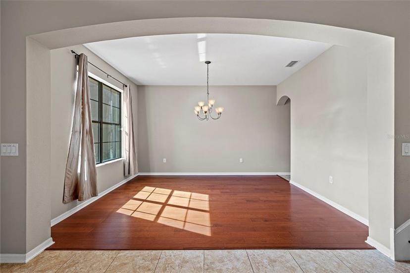 Picture of 11818 Gilmerton Drive, Riverview FL 33579