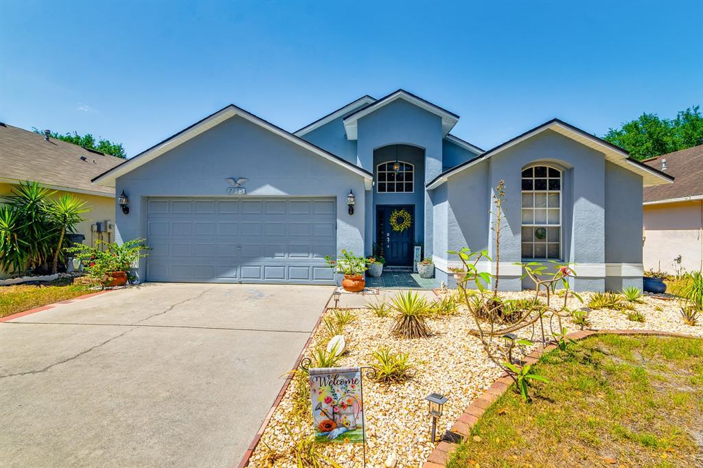 Picture of 7132 Colony Pointe Drive, Riverview, FL 33578