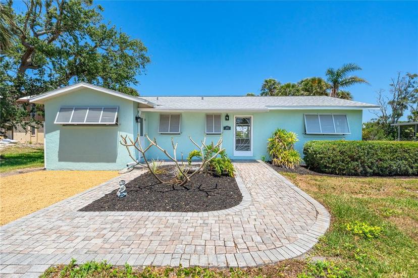 Picture of 1680 Lemon Bay Drive, Venice FL 34293