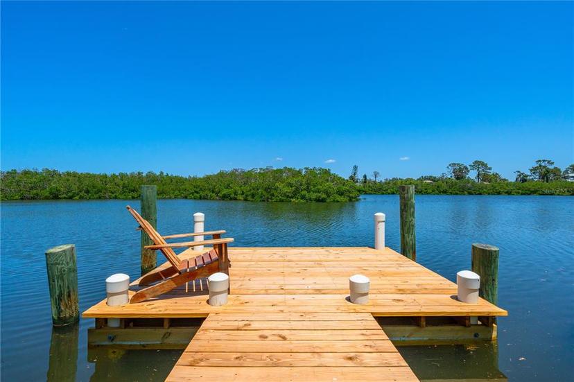 Picture of 1680 Lemon Bay Drive, Venice FL 34293