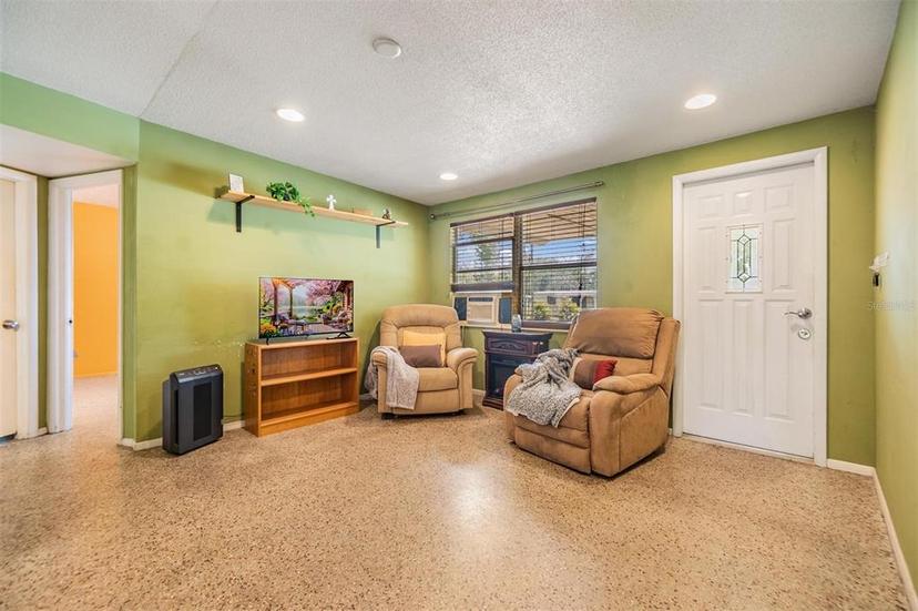 Picture of 10443 114Th Avenue, Largo FL 33773