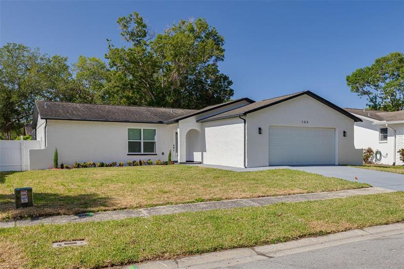 Picture of 104 Meadowcross Drive, Safety Harbor FL 34695