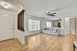 Picture of 883 N Hollywood Circle, Crystal River, FL 34429