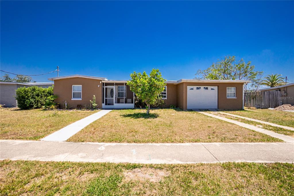 Picture of 159 Godfrey Avenue Ne, Port Charlotte, FL 33952