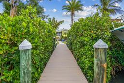 Picture of 1326 Apollo Beach Boulevard S, Apollo Beach, FL 33572