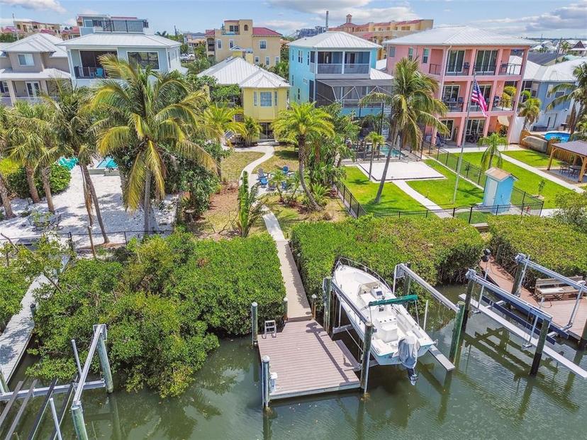 Picture of 1326 Apollo Beach Boulevard S, Apollo Beach FL 33572
