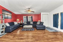 Picture of 6144 Redwing Avenue, Englewood, FL 34224