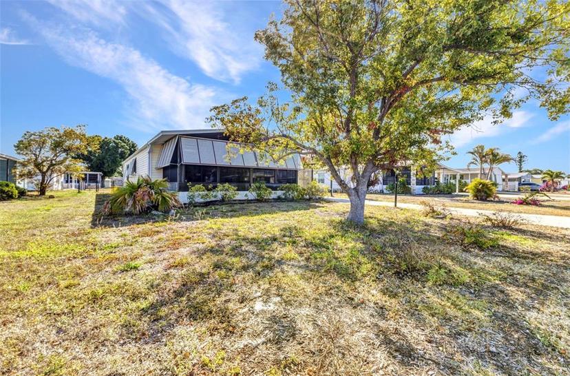 Picture of 6144 Redwing Avenue, Englewood FL 34224