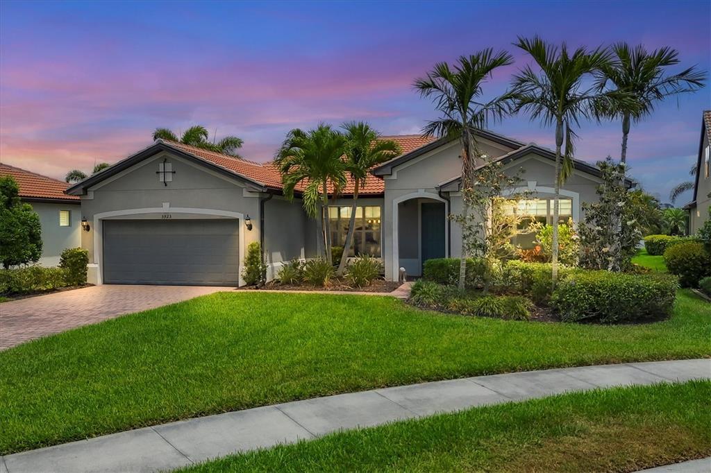 Picture of 5923 Snowy Egret Drive, Sarasota, FL 34238