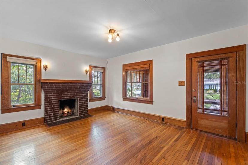 Picture of 806 E Amelia Street, Orlando FL 32803