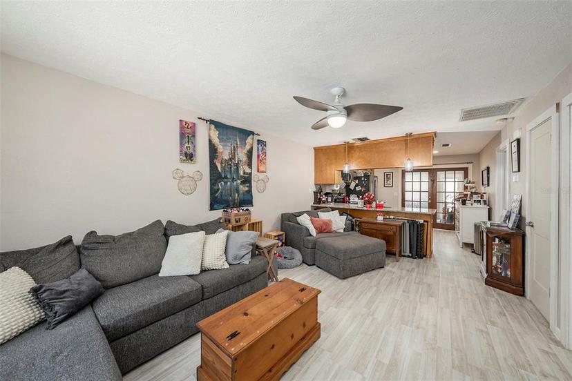 Picture of 602 Lynchburg Drive, Brandon FL 33511