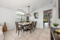 Picture of 525 Hardwood Circle, Orlando, FL 32828