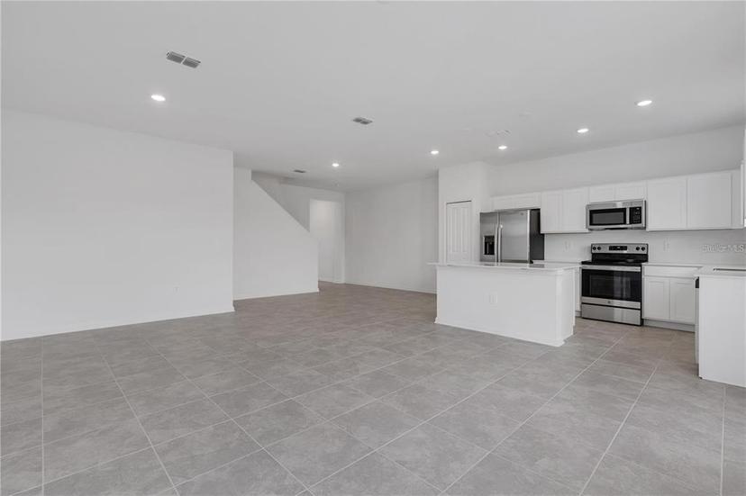 Picture of 502 Bogey Drive, Davenport FL 33896