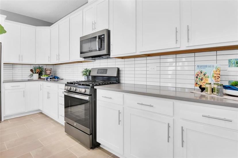 Picture of 1030 Wisteria Way, Dundee FL 33838