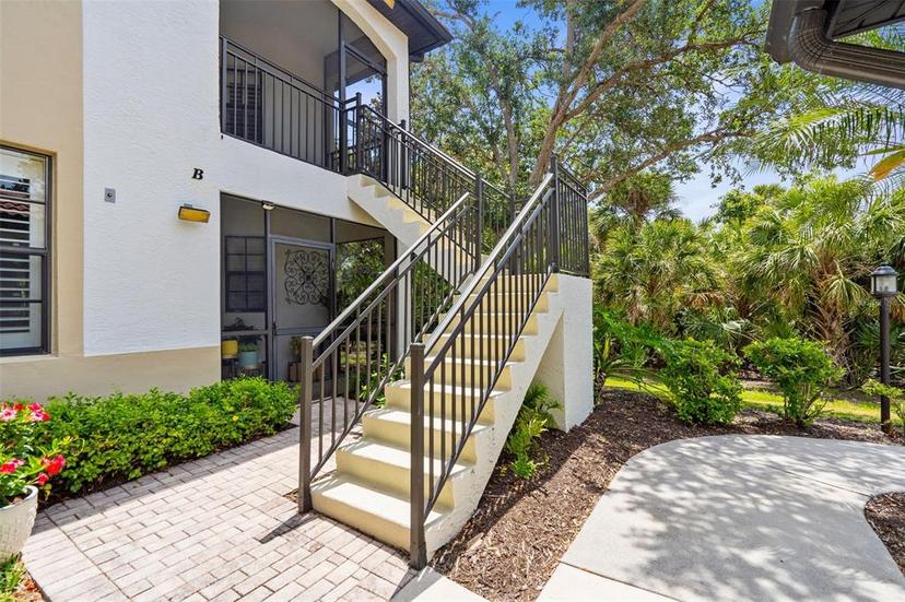 Picture of 129 Preserve Place Unit D, Nokomis FL 34275