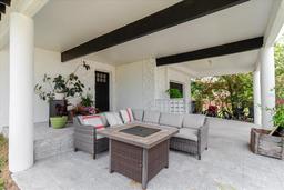 Picture of 7404 Bay Drive, Tampa, FL 33635