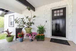 Picture of 7404 Bay Drive, Tampa, FL 33635