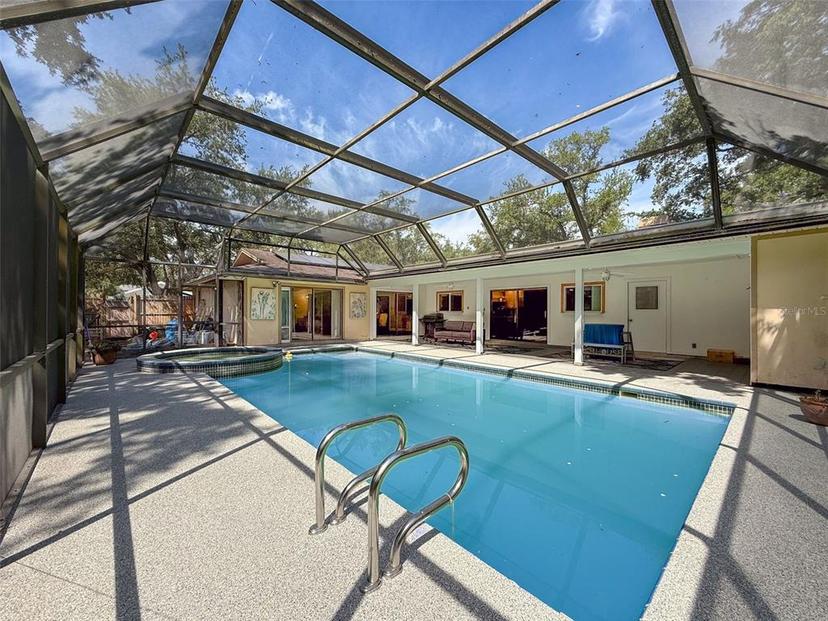 Picture of 44 Pinewood Circle, Safety Harbor FL 34695