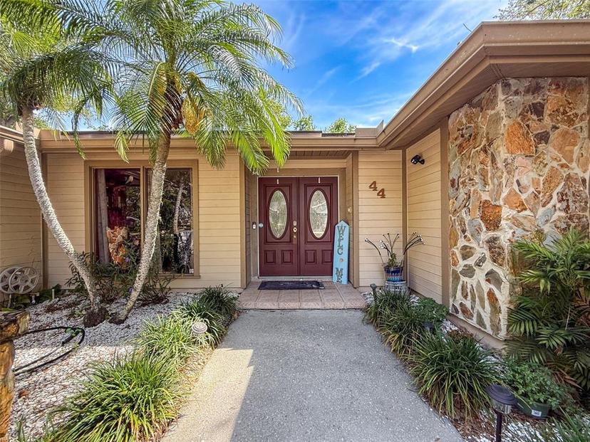 Picture of 44 Pinewood Circle, Safety Harbor FL 34695
