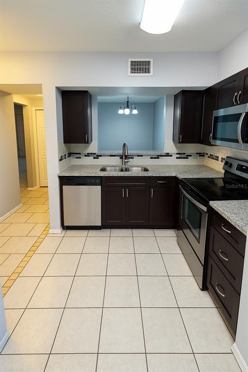 Picture of 9516 Newdale Way Unit 101, Riverview FL 33578